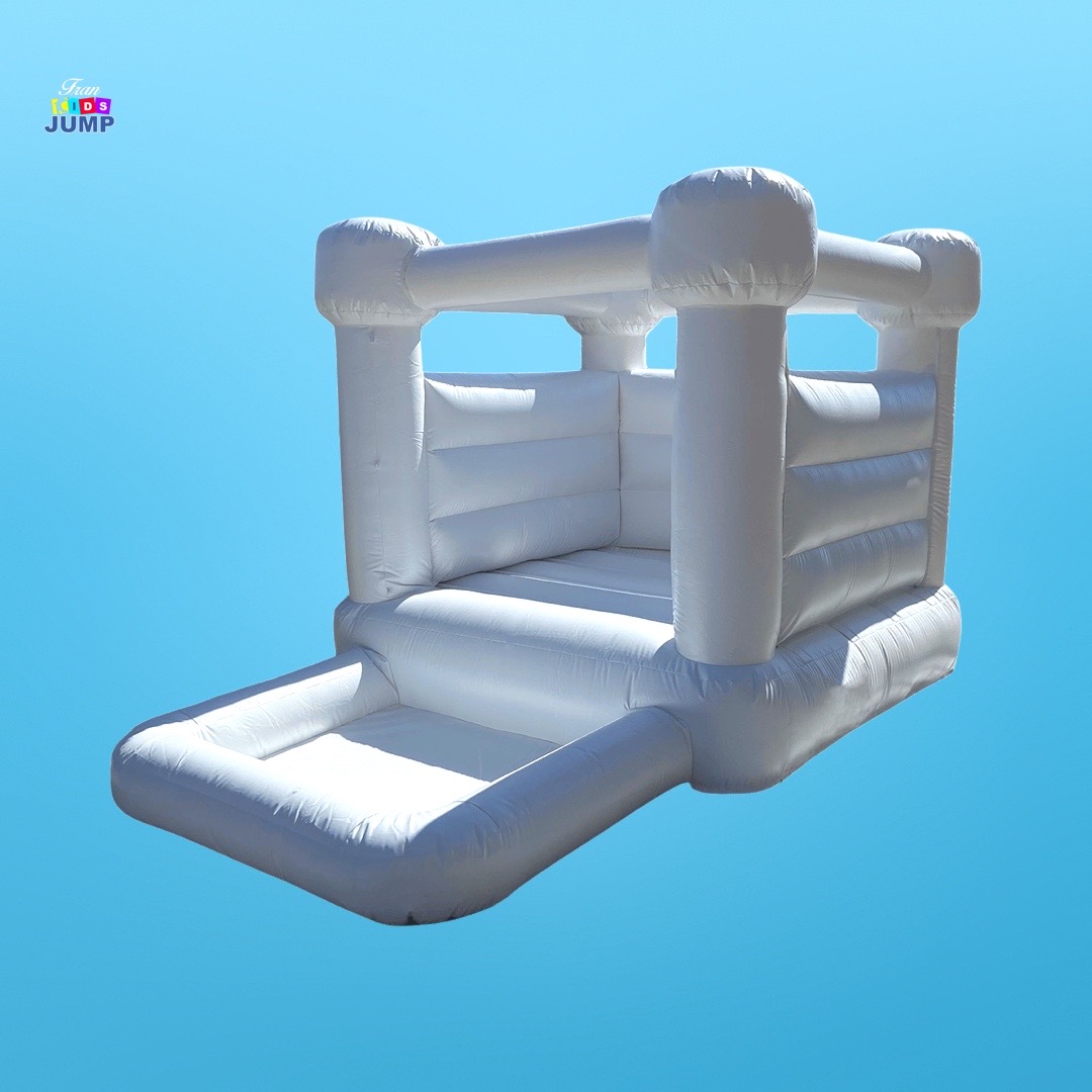 bouncy wall jumper with pall pit